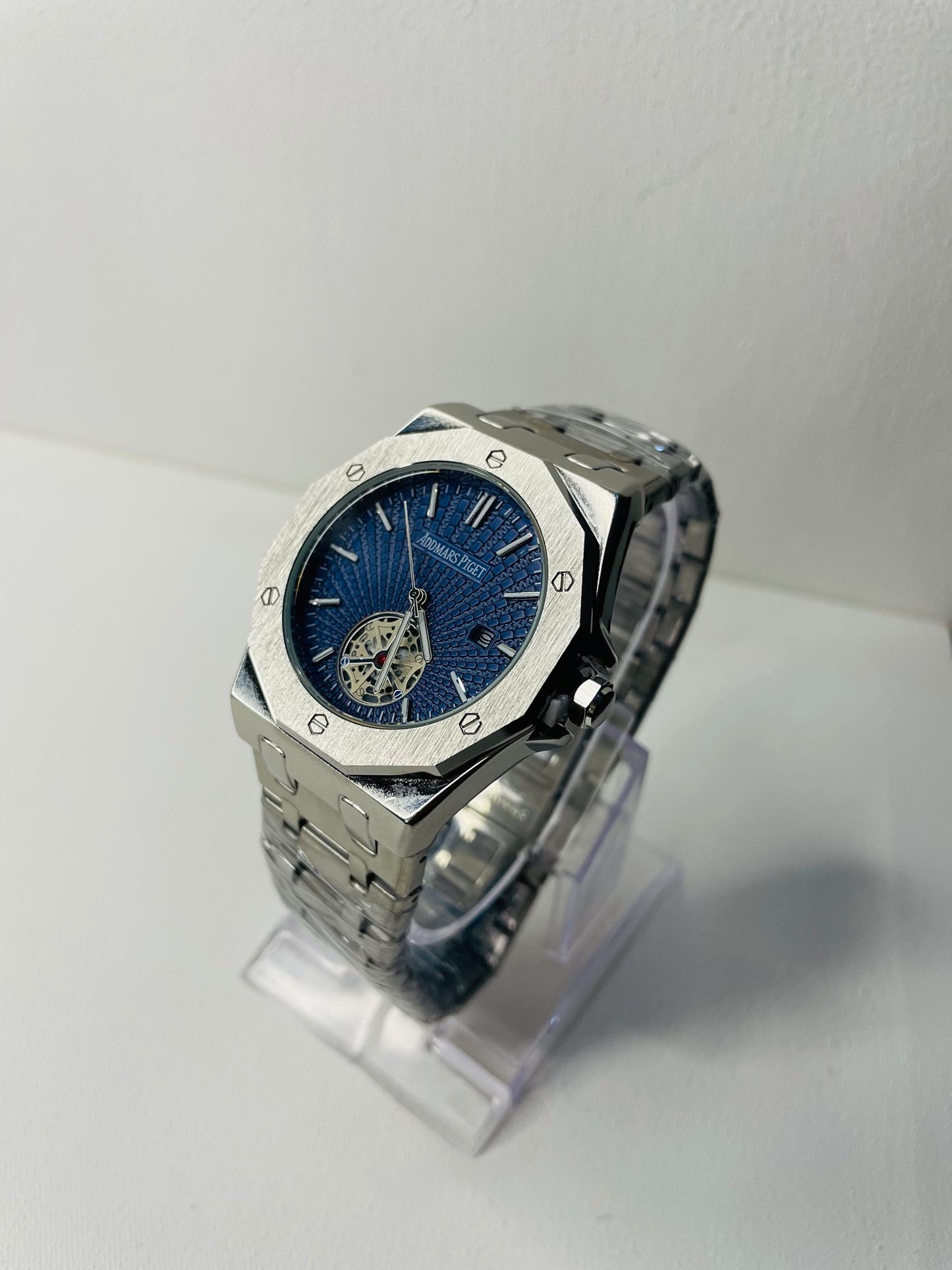 Audemars Piguet Royal Oak Chronograph – Blue Dial | Stainless Steel Luxury Edition