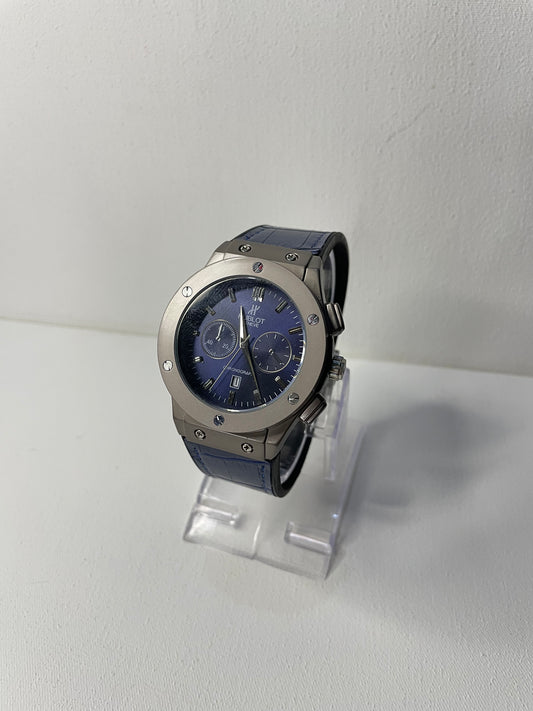 Hublot Royal Midnight – Blue Dial Chronograph with Leather Strap